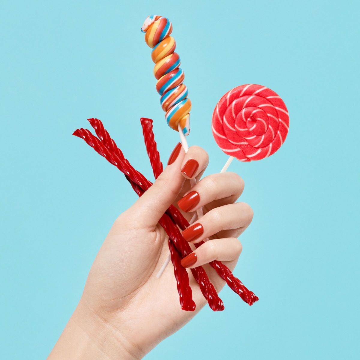 imPRESS Color No Glue Mani Press-On Nails, No Glue Needed, Color, Reddy or Not, Červená, Short Zaoblený, 30 ks